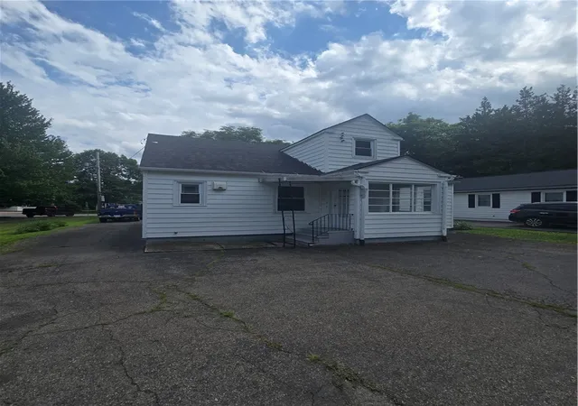 Homes for sale in Elmira, NY | 1002 W Church St, Elmira, NY 14905 | MLS# R1695325