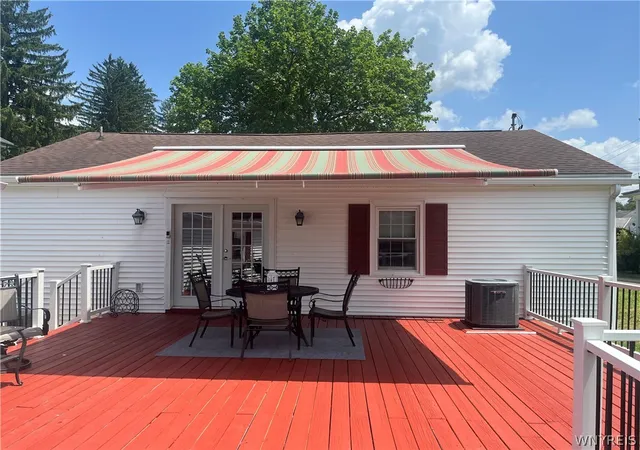 Homes for sale in Olean, NY | 203 N 15th St, Olean, NY 14760 | MLS# B1695340