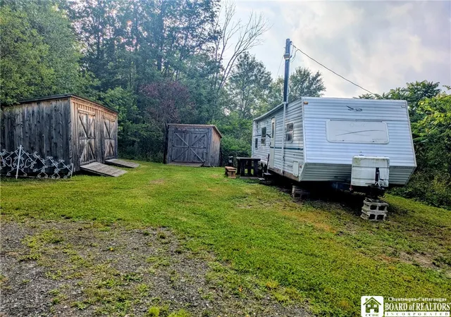 2nd image of 1186 28th Creek Rd, Kennedy, NY 14747 | MLS# R1695116