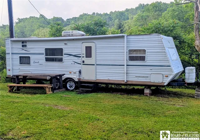 3rd image of 1186 28Th Creek Rd, Kennedy, NY 14747 | MLS# R1695116