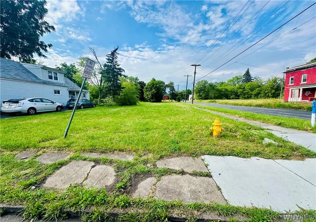 1st image of 1164 Whitney Ave, Niagara Falls, NY 14301 | MLS# B1695342