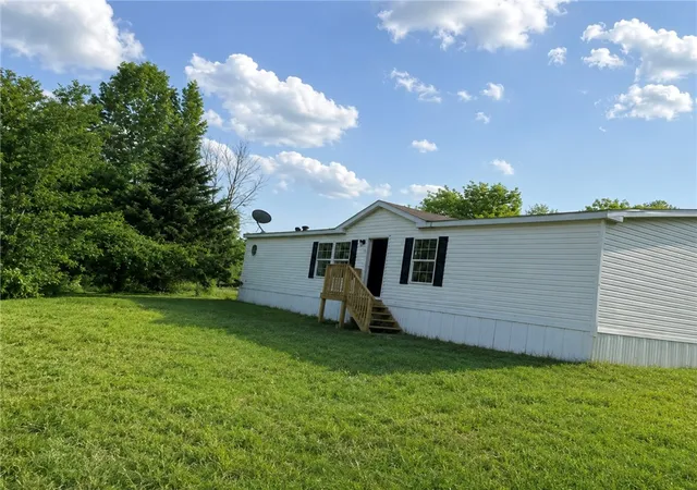 Homes for sale in Reading, NY | 3669 Cross Rd, Reading, NY 14891 | MLS# R1695347