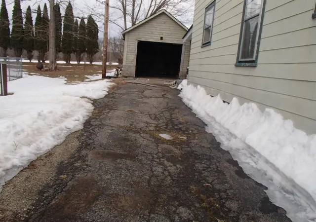 2nd image of 10 Rochester St, Amsterdam, NY 12070 | MLS# R1695359