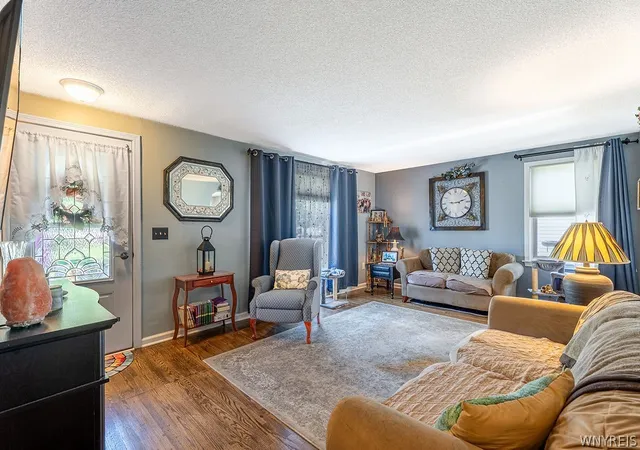 4th image of 71 Wrexham Ct N, Tonawanda, NY 14150 | MLS# B1694709