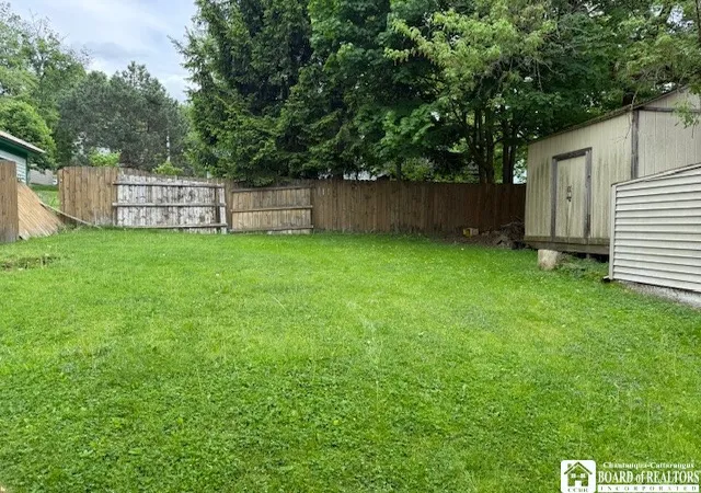 Listing Photo 2 - Condo for sale in building located at 116 Wescott St, Jamestown, NY 14701 - Unit #