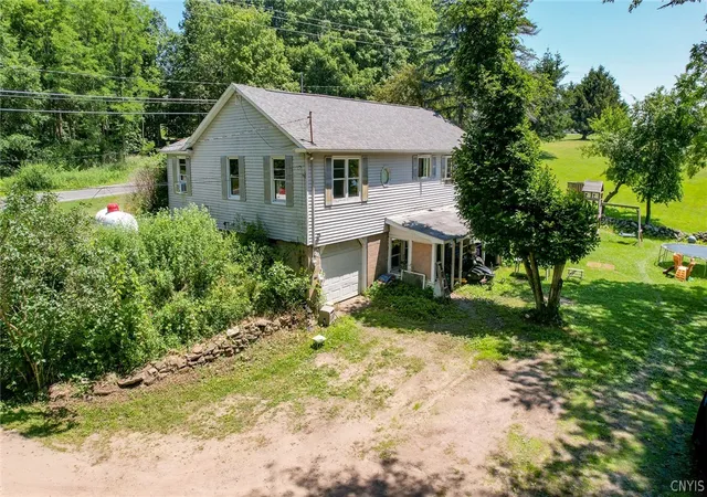 Homes for sale in Scriba, NY | 4221 County Route 4, Scriba, NY 13126 | MLS# S1693436