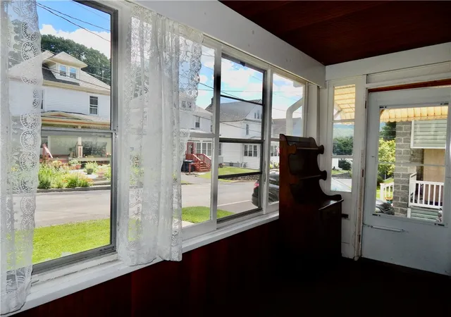 3rd image of 13 Telford St, Oneonta, NY 13820 | MLS# R1695315