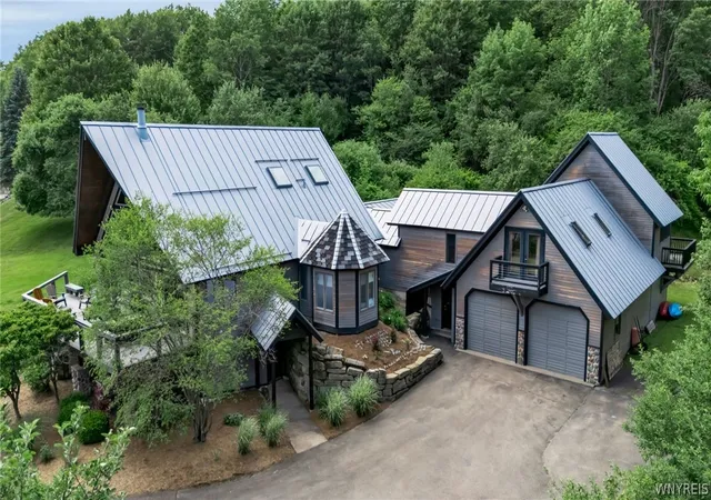 Homes for sale in Ellicottville, NY | 6605 Bracken Rd, Ellicottville, NY 14731 | MLS# B1694680