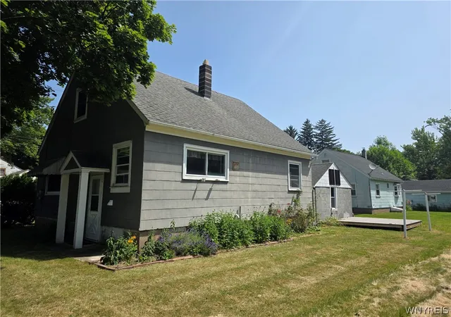 Photo 15 of Sale Pending at 1027 Gwinn St, Medina, NY 14103 | MLS# B1695391 | Listing updated on 2026-07-13