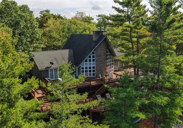 1st image of 15 Chippewa Point Rd E, Hammond, NY 13646 | MLS# S1695232