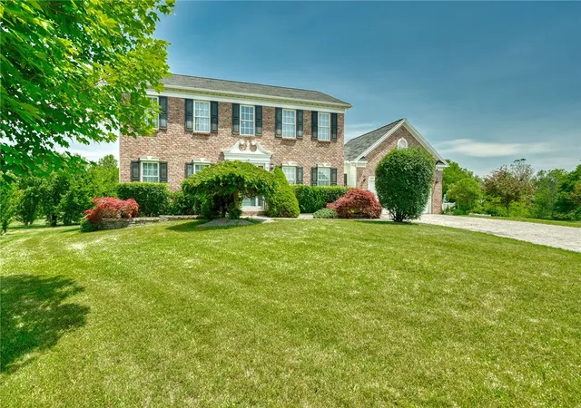Homes for sale in Victor, NY | 7272 Montgomery Ln, Victor, NY 14564 | MLS# R1693742