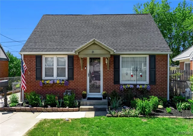 1st image of 21 Peinkofer Dr, Buffalo, NY 14225 | MLS# B1694905