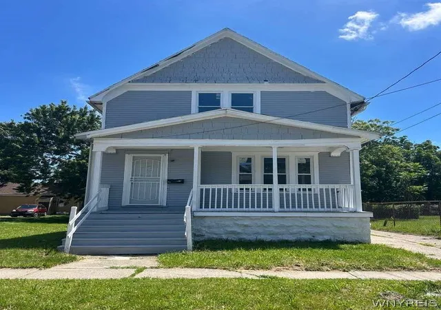 1st image of 37 Fox St, Buffalo, NY 14212 | MLS# B1694976