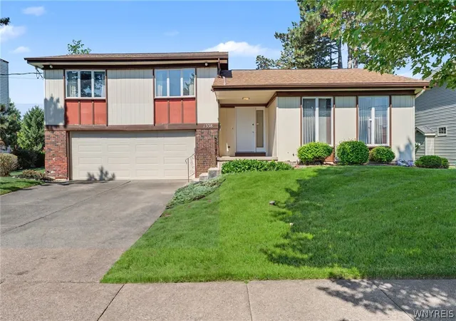 Homes for sale in Niagara Falls, NY | 1338 95th St, Niagara Falls, NY 14304 | MLS# B1694412