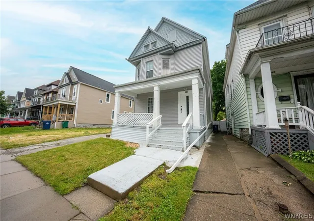 1st image of 465 Woodlawn Ave, Buffalo, NY 14208 | MLS# B1695246