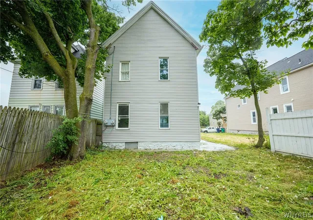 46th image of 465 Woodlawn Ave, Buffalo, NY 14208 | MLS# B1695246