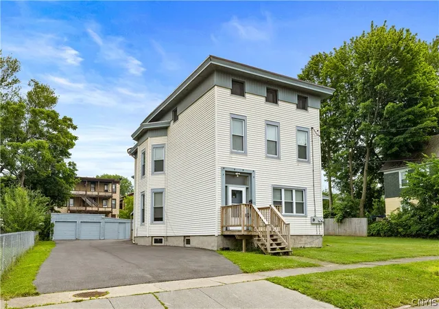 2nd image of 913 Kellogg Ave, Utica, NY 13502 | MLS# S1695373