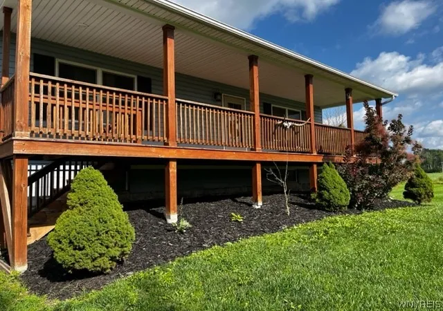 Photo 3 of Single family home for sale at 4667 Johnny Cake Ln, Albion, NY 14411 | MLS# B1695450 | Listing updated on 2026-08-02
