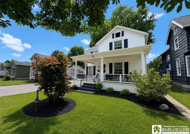 1st image of 418 Washburn St, Lockport City, NY 14094 | MLS# R1695352