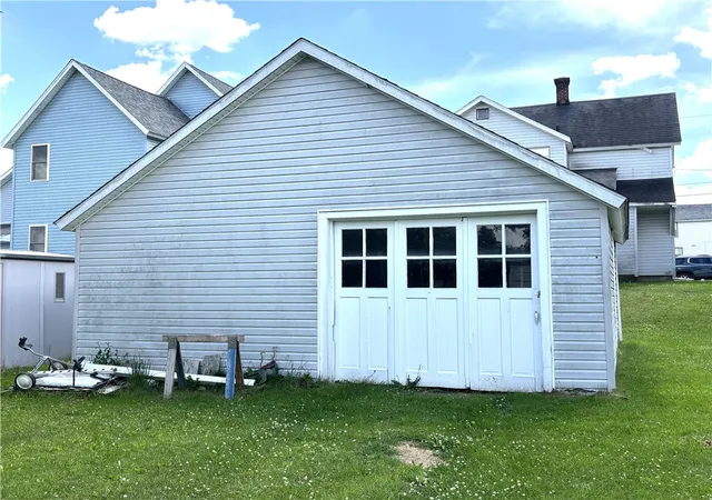 Homes for sale in Kane Boro, PA | 305 Janeway St, Kane Boro, PA 16735 | MLS# R1695053
