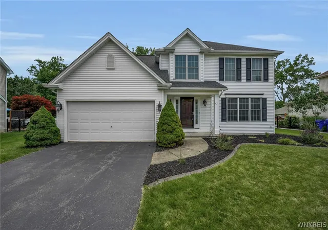 Homes for sale in West Seneca, NY | 43 Caldwell Dr, West Seneca, NY 14224 | MLS# B1693582