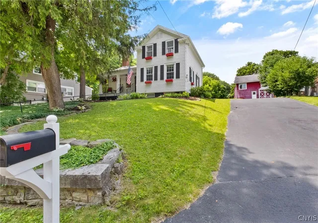 Photo 1 of Sale Pending at 121 Lake St, Chittenango, NY 13037 | MLS# S1694392 | Listing updated on 2026-07-21