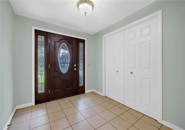 4th image of 225 Sandoris Cir, Rochester, NY 14622 | MLS# R1695489