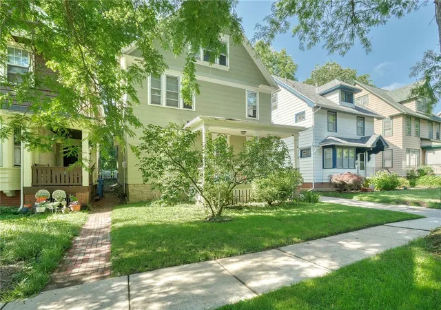 Homes for sale in Rochester, NY | 10 Menlo Pl, Rochester, NY 14620 | MLS# R1694970