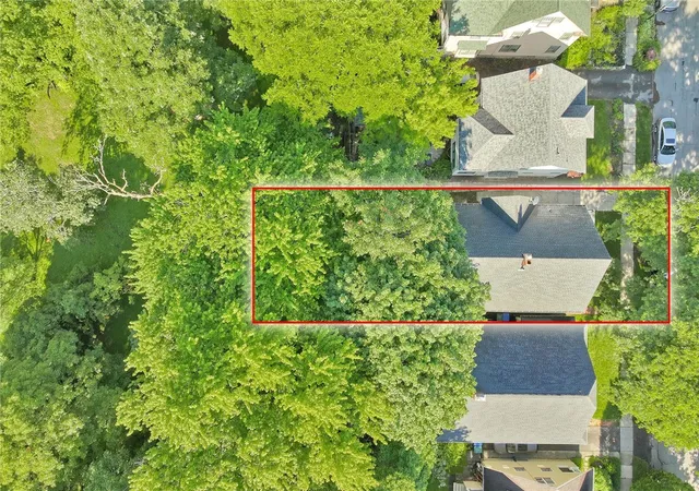 Homes for sale in Rochester, NY | 10 Menlo Pl, Rochester, NY 14620 | MLS# R1694970