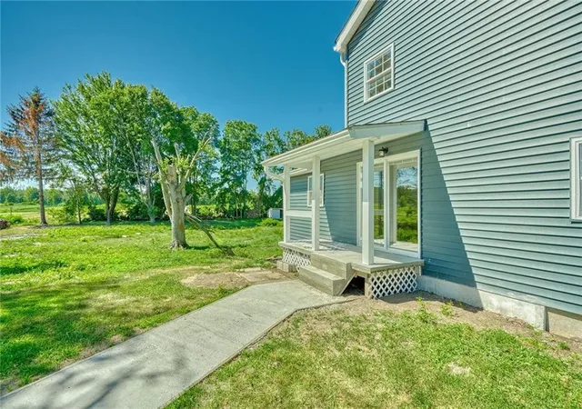 Listing Photo 5 - Condo for sale in building located at 9661 W Ridge Rd, Brockport, NY 14420