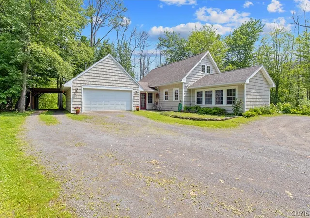Homes for sale in Richland, NY | 90 Hager Dr, Richland, NY 13142 | MLS# S1695418