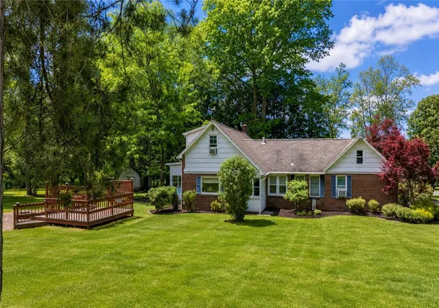 1st image of 2 Chenango Ave, Sherburne, NY 13460 | MLS# R1694865