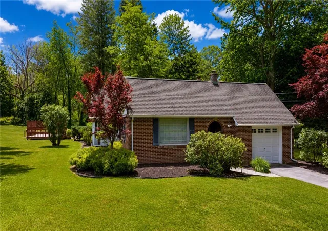 2nd image of 2 Chenango Ave, Sherburne, NY 13460 | MLS# R1694865