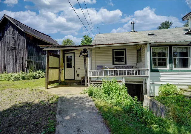 Photo 2 of Single family home for sale at 212 Hill Rd, Danby, NY 14001 | MLS# R1695515 | Listing updated on 2026-07-18