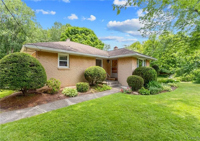 Photo 4 of Sale Pending at 8252 Maple Rd, Clay, NY 13041 | MLS# S1695291 | Listing updated on 2026-07-14