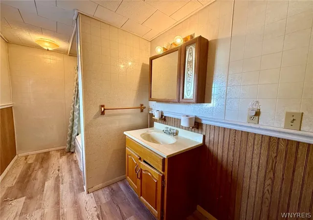42nd image of 2821 Walnut Ave, Niagara Falls, NY 14301 | MLS# B1622910