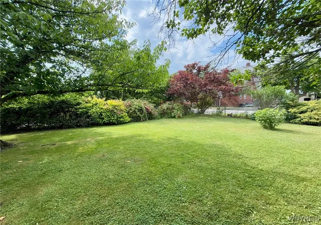 5th image of 2821 Walnut Ave, Niagara Falls, NY 14301 | MLS# B1622910