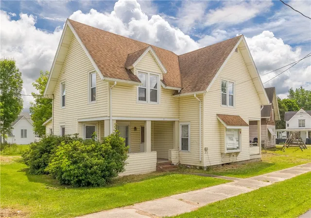 Homes for sale in Knoxville Boro, PA | 111 Case St, Knoxville Boro, PA 16928 | MLS# R1695599