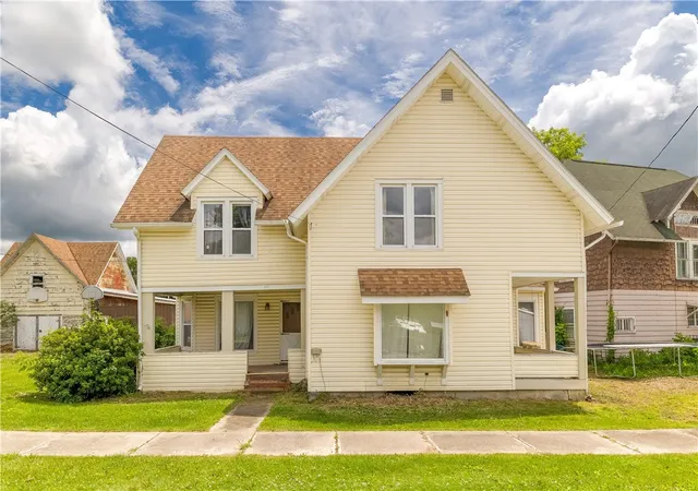 Homes for sale in Knoxville Boro, PA | 111 Case St, Knoxville Boro, PA 16928 | MLS# R1695599