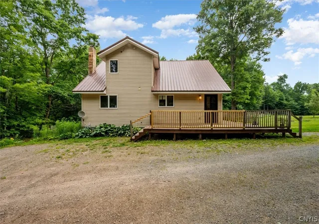 Homes for sale in Vienna, NY | 8390 Halstead Rd, Vienna, NY 13308 | MLS# S1695169
