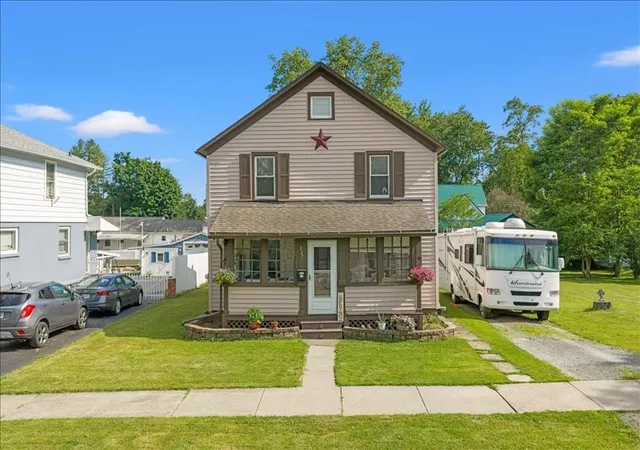 Homes for sale in Horseheads, NY | 227 W 10th St, Horseheads, NY 14903 | MLS# R1695370