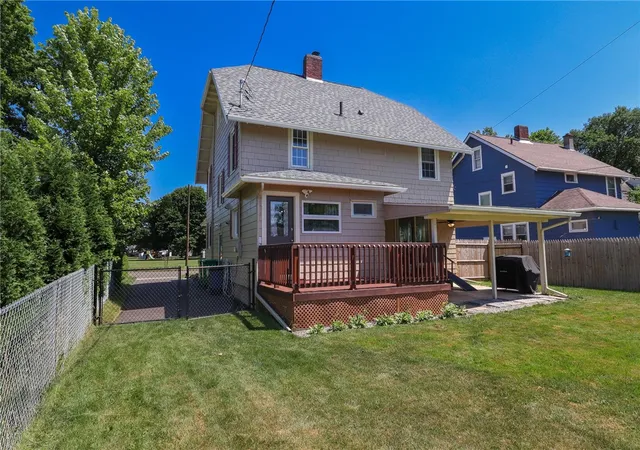 4th image of 19 Houghton Cir, Corning, NY 14830 | MLS# R1694552