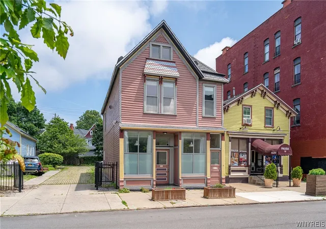 Homes for sale in Buffalo, NY | 23 Wadsworth St, Buffalo, NY 14201 | MLS# B1693326