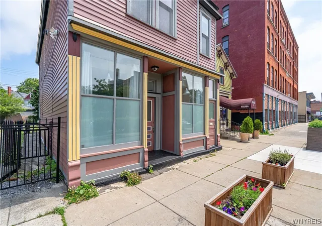 Homes for sale in Buffalo, NY | 23 Wadsworth St, Buffalo, NY 14201 | MLS# B1693326