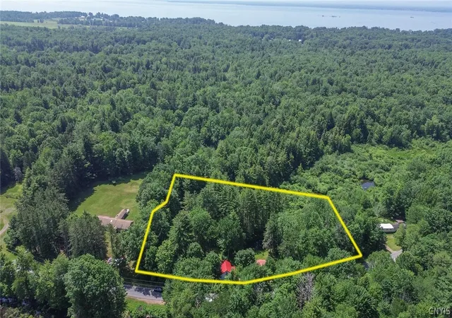 Homes for sale in Constantia, NY | 83 Knapp Rd, Constantia, NY 13044 | MLS# S1692316