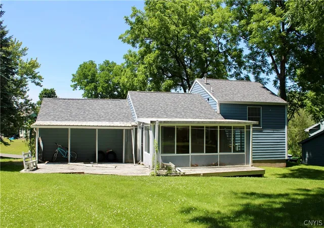 3rd image of 117 Bent Tree Ln, Van Buren, NY 13027 | MLS# S1694774