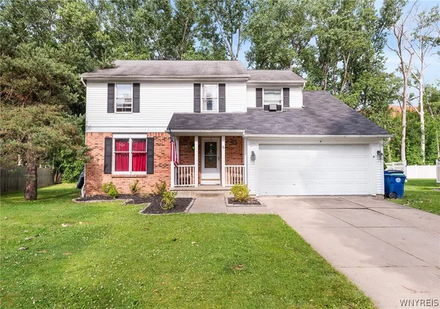 Homes for sale in Amherst, NY | 35 Deepwood Ct, Amherst, NY 14228 | MLS# B1694935