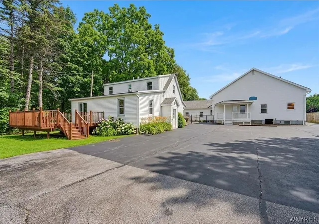 Homes for sale in Hamburg, NY | 6790 Gowanda State Rd, Hamburg, NY 14075 | MLS# B1694473