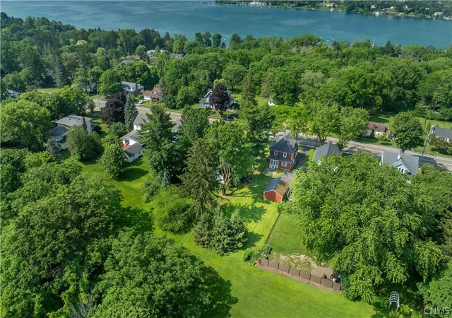 2nd image of 57 E Lake St, Skaneateles, NY 13152 | MLS# S1687933