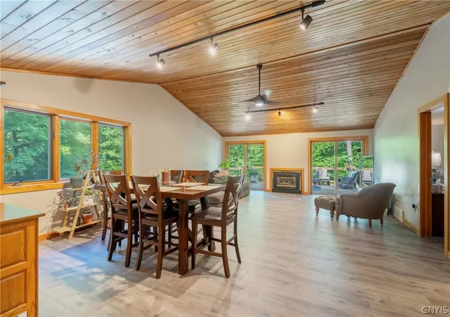 5th image of 2424 Sourwood Dr, Phoenix, NY 13135 | MLS# S1695683